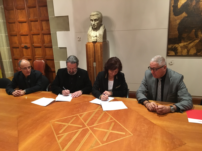  La UVic-UCC y el Ayuntamiento firman una adenda al convenio de Casa Convalecència