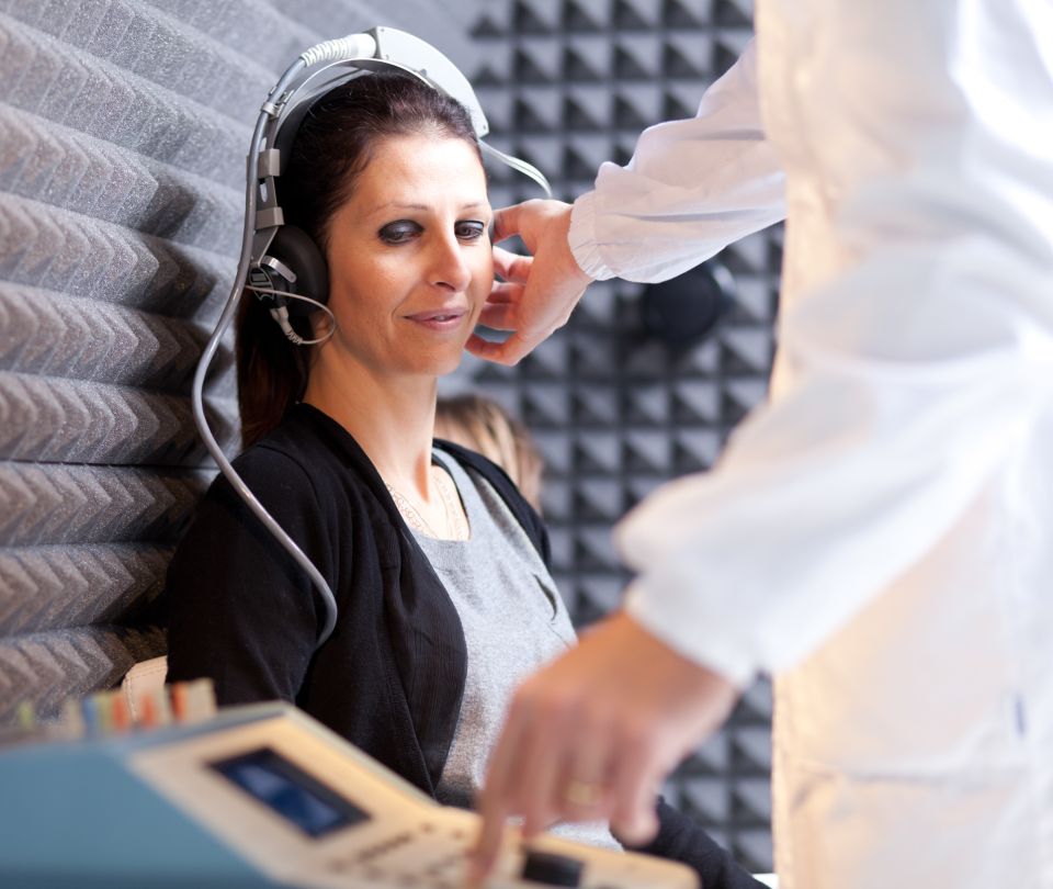 Degree in General Audiology (non-official bachelor's degree)